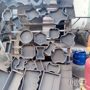 Plastic Interlocking Mould
