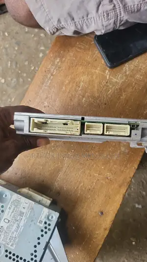 Camry 2017-2022 Radio Amplifier