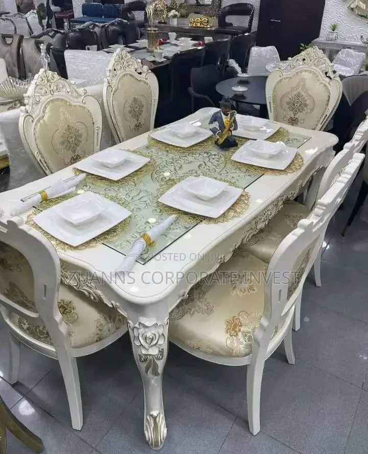 Luxury Dinning Table