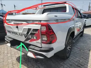 Toyota Hilux Cover and Upgrade to Adivection
