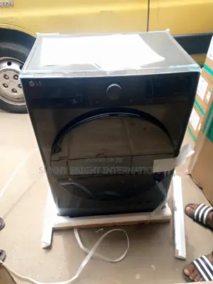 L G Washing Machine 9kg Wash and Dry