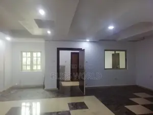3bdrm Block of Flats in Wuye for rent