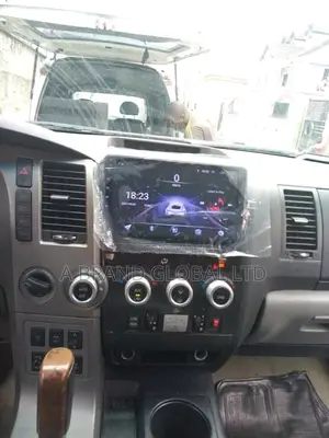2007-2013 Toyota Sequoia/Tundra Android Navigation System