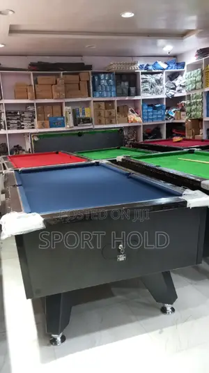7ft Luxury Standard Snooker Table
