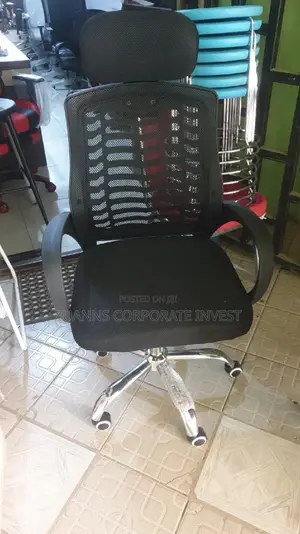 Victory Mesh Swivel Chair