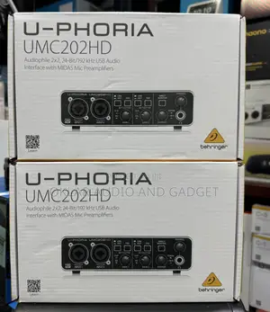 Behringer U-phoria Umc202hd