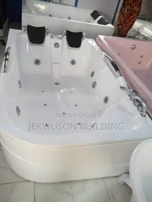 Double Jacuzzi Bath With Full Accessories (White Color)