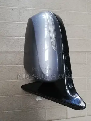 Genesis 2016 Model Side Mirror
