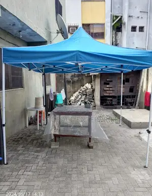 Imported Foldable Canopy/Gazebo 10*10 Feet.