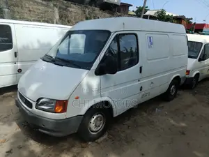 Ford Transit 2004 White