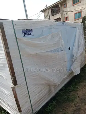 300kva Perkins Soundproof Diesel Generator 100% Copper Coil