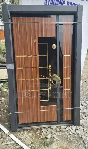 Luxury Door 77