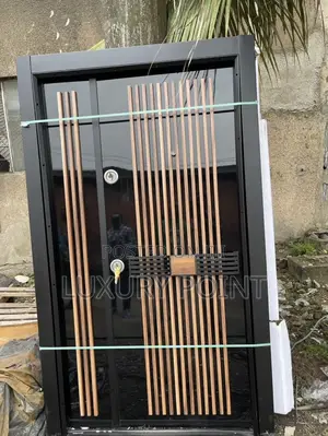 Luxury Door 94