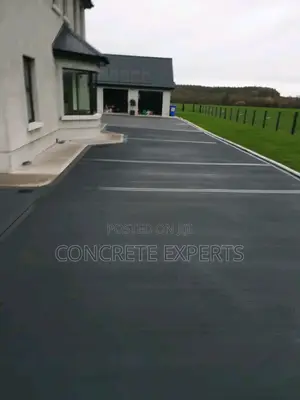 Broom Finish Concrete Flooring