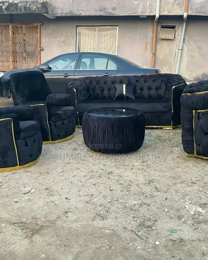 7 Sitter Standard Sofa Chair.