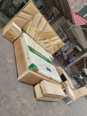 New Top Grafe Bedframe