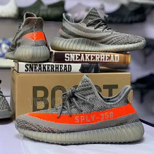 *Original Adidas Yeezy Boost 350 V2 ‘Beluga’*
