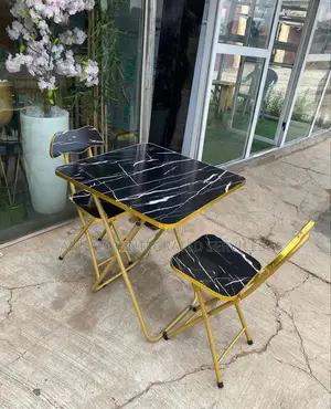 Foldable Reading/Dining Table