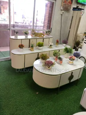 Exquisite 3in1 Tv, Mirror Console With Centre Table
