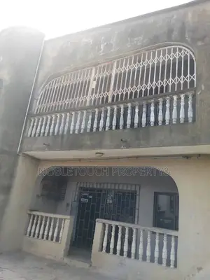 3bdrm Block of Flats in Off Abaranje Ikotun for sale