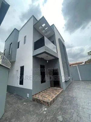 Furnished 4bdrm Duplex in Rivervalley for sale