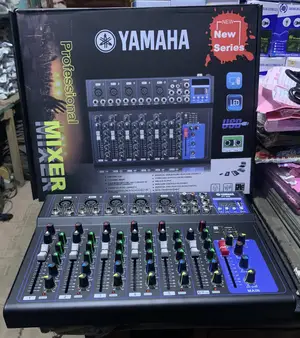F7 Professional Yamaha Mixer