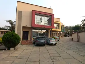 5bdrm Townhouse/Terrace in Agodi for sale