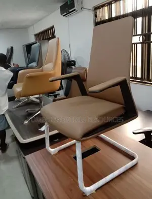 Imported Executive Office Visitors Chair