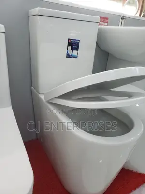 Sweethome Water Closet Round Shape