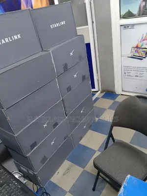 Fast Selling UTR-212 Starlink Ethernet Router.