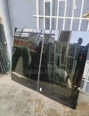 Dm for Panoramic Roof Glass Toyota Camry 2018 Available