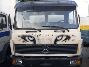 Foreign Used Mercedes-Benz 1117