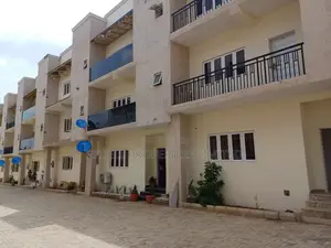 4bdrm Townhouse/Terrace in Jahi for sale