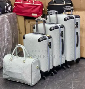 4 Set Traveling Bags Box