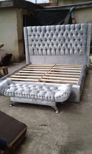 6/6 Upholstery Bedframe.