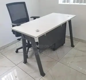 Classic Office Table 1.2 Meter
