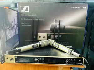 SKM Wireless 6000 Professional Wireless Microphone