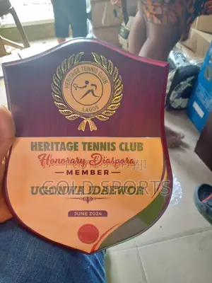Wooden Award Gh1