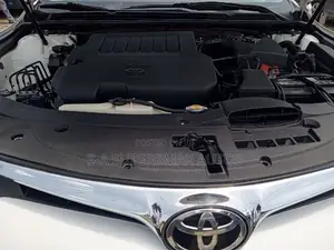Toyota Avalon 2014 White