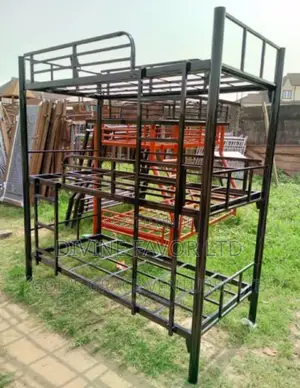 3 Layers Metal Bunk Bed 6*3 Feet.