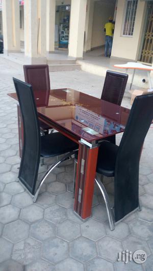 4 Seaters Dining Set