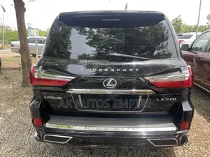 Lexus LX 570 2011 Black