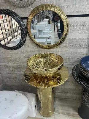 Gold Standing Washing Hand Basin With Mirror 001