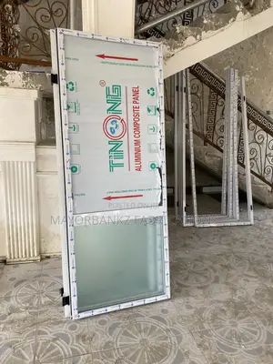 Aluminium Toilet Door