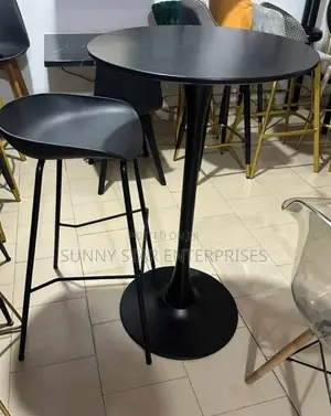 High Quality Bar/Hotel Stool With Table