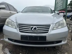 Lexus ES 350 2010 Silver
