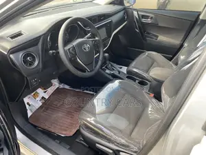 Toyota Corolla 2017 Silver