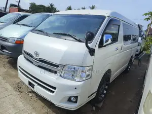 Toyota Grand HiAce 2014 White