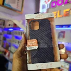 iPhone 12, 12 Pro Smart Slim Case