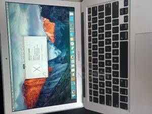 Laptop Apple MacBook Air 2013 2GB Intel Core 2 Duo SSD 256GB